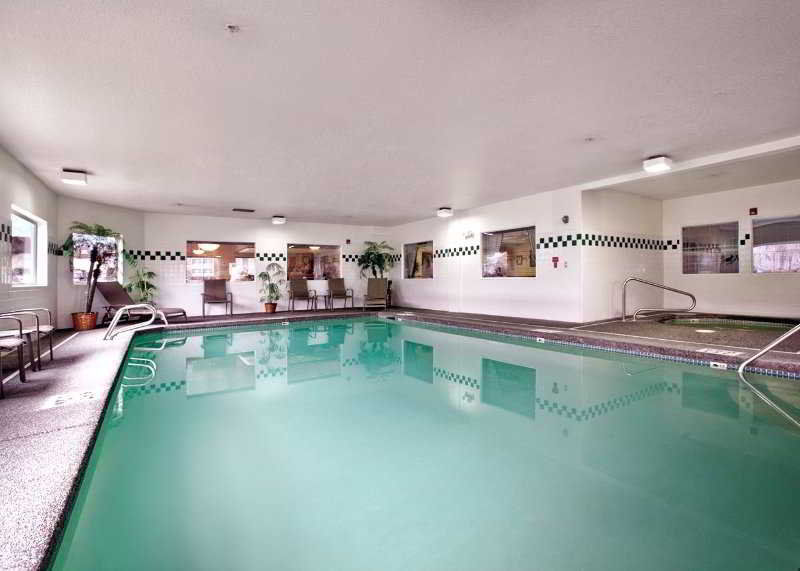 Comfort Inn & Suites-Portland Airport Екстер'єр фото