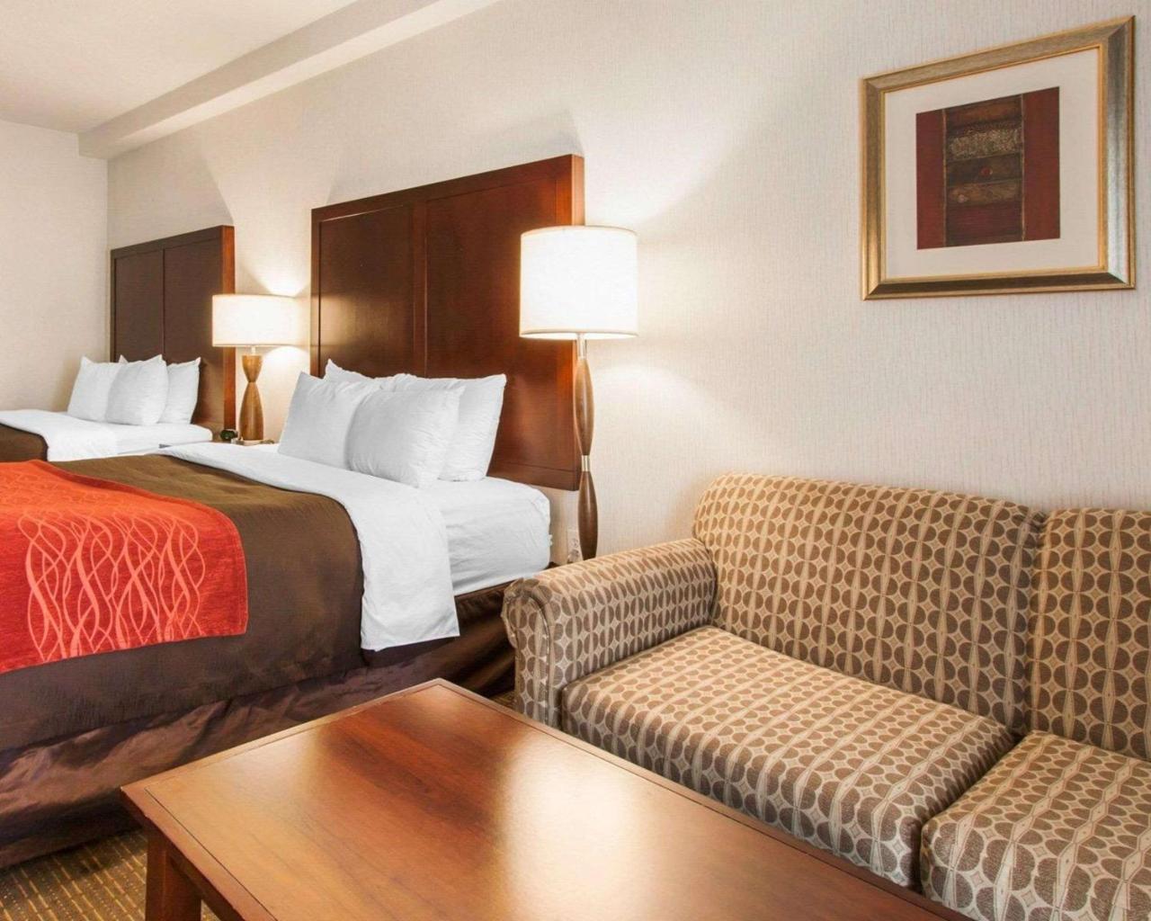 Comfort Inn & Suites-Portland Airport Екстер'єр фото